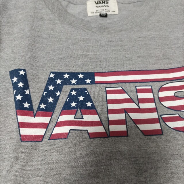 VANS(ヴァンズ)の最終値下げ　バンズ　Tシャツ　120 キッズ/ベビー/マタニティのキッズ服男の子用(90cm~)(Tシャツ/カットソー)の商品写真