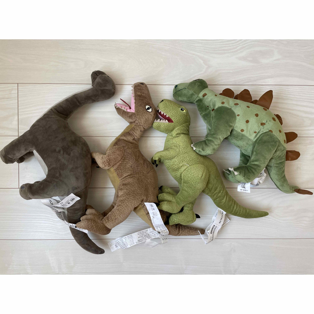 IKEA 恐竜ぬいぐるみセット
