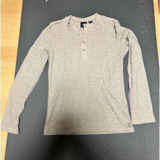 アルマーニエクスチェンジ(ARMANI EXCHANGE)のアルマーニ エクスチェンジ ヘンリーネック ワッフル ロンＴ ベージュ(Tシャツ/カットソー(七分/長袖))