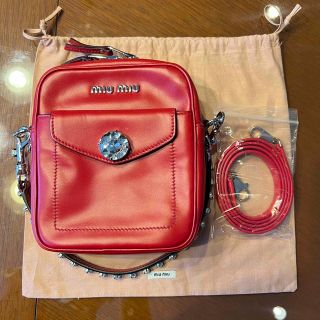 ミュウミュウmiumiu表参道店購入 ミニハンドバッグ未使用ショルダーベルト付属(ハンドバッグ)