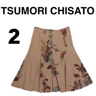 ツモリチサト(TSUMORI CHISATO)の【美品】TSUMORI CHISATO 雰囲気のある 花柄スカート 膝丈 M(ひざ丈スカート)