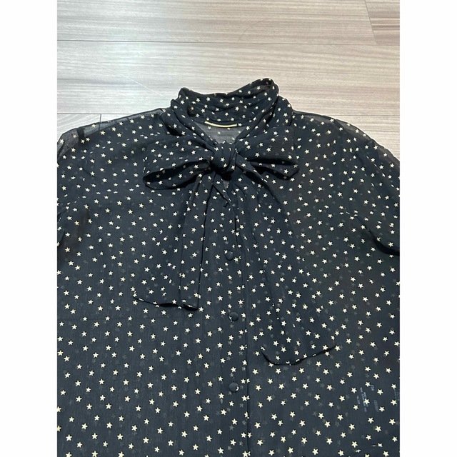 SAINT LAURENT - サンローラン トップス シャツ リボン 34 S 黒 SAINT LAURENT - サンローラン トップス シャツ リボン 34 S 黒