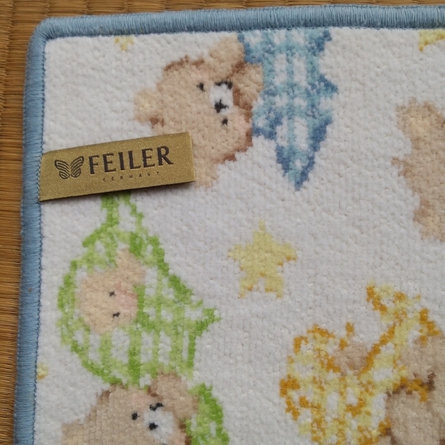 FEILER(フェイラー)のフェイラーハンカチben & fine クマとヒヨコ ブルー レディースのファッション小物(ハンカチ)の商品写真