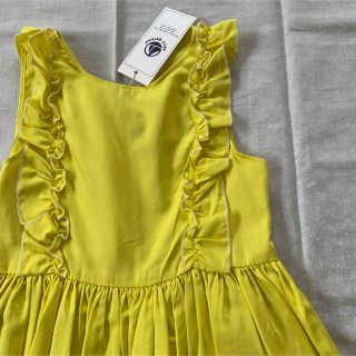 プチバトー(PETIT BATEAU)のプチバトー　4ans ワンピース　イエロー　新品(ワンピース)