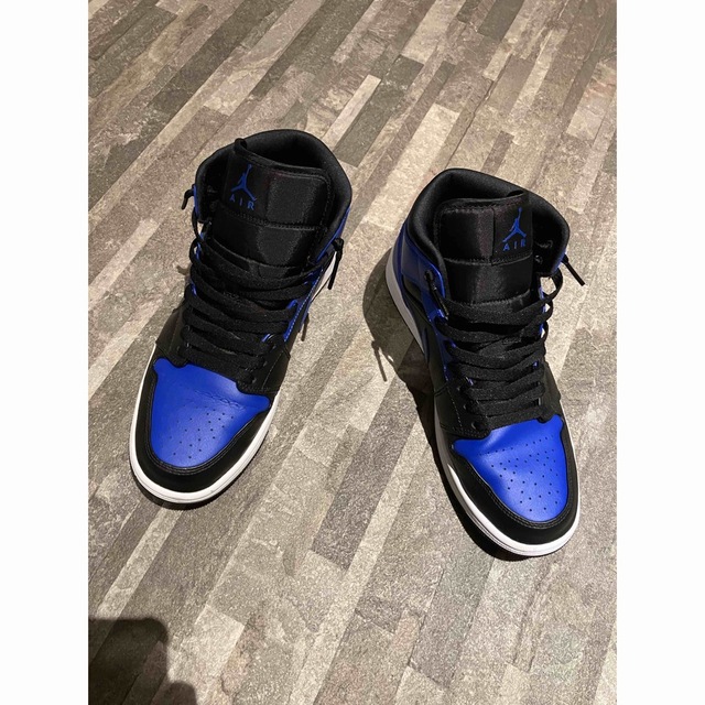 Jordan Brand（NIKE）(ジョーダン)のNike Air Jordan 1 Mid Hyper Royal メンズの靴/シューズ(スニーカー)の商品写真