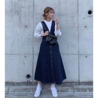 ザラ(ZARA)のZARA  ボタンアップ仕様デニムジャンパースカート　zara ザラ　(ロングワンピース/マキシワンピース)