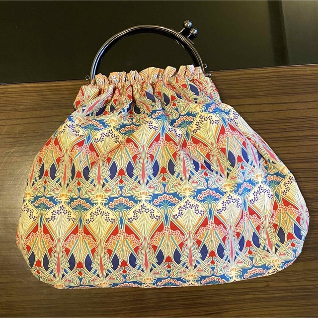 【送料無料】ハンドメイド 手作り がま口 バッグ レディースのバッグ(ハンドバッグ)の商品写真