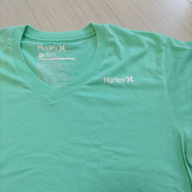 Hurley(ハーレー)のHurley　Ｖネック　Tシャツ メンズのトップス(Tシャツ/カットソー(半袖/袖なし))の商品写真