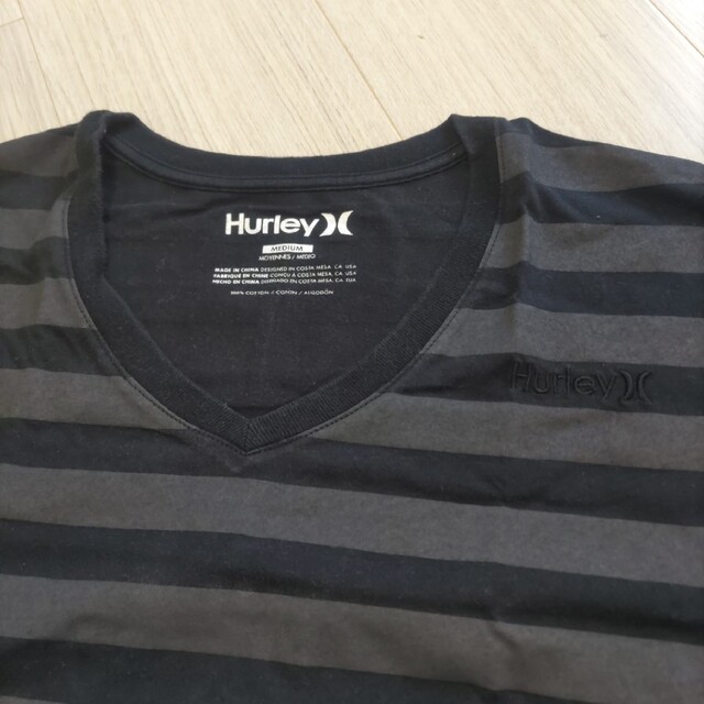 Hurley(ハーレー)のHurley　ハーレー　Vネック　Tシャツ メンズのトップス(Tシャツ/カットソー(半袖/袖なし))の商品写真