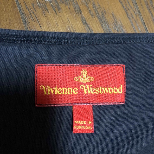 Vivienne Westwood(ヴィヴィアンウエストウッド)のVivienn Westwood  Tシャツ レディースのトップス(Tシャツ(半袖/袖なし))の商品写真