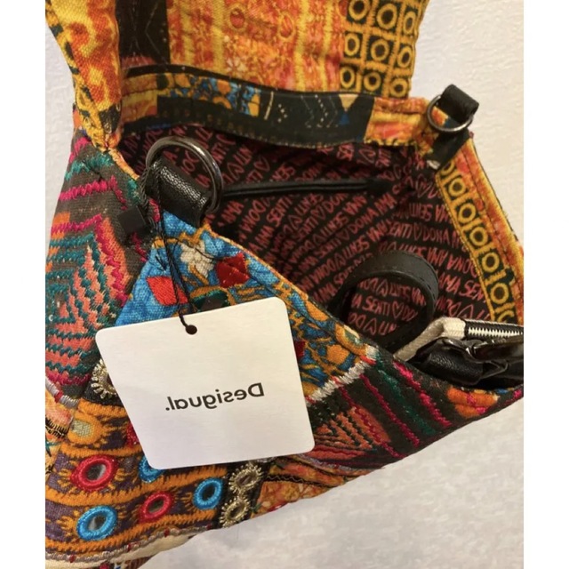 DESIGUAL(デシグアル)の新品✨タグ付き♪ デシグアル　お洒落 ショルダーバッグ 　大特価‼️ レディースのバッグ(ショルダーバッグ)の商品写真