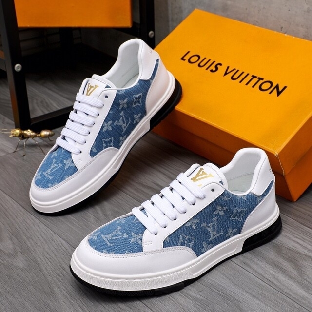 LOUIS VUITTON 大注目 メンズ スニーカー ♥️♥️ 【30%OFF