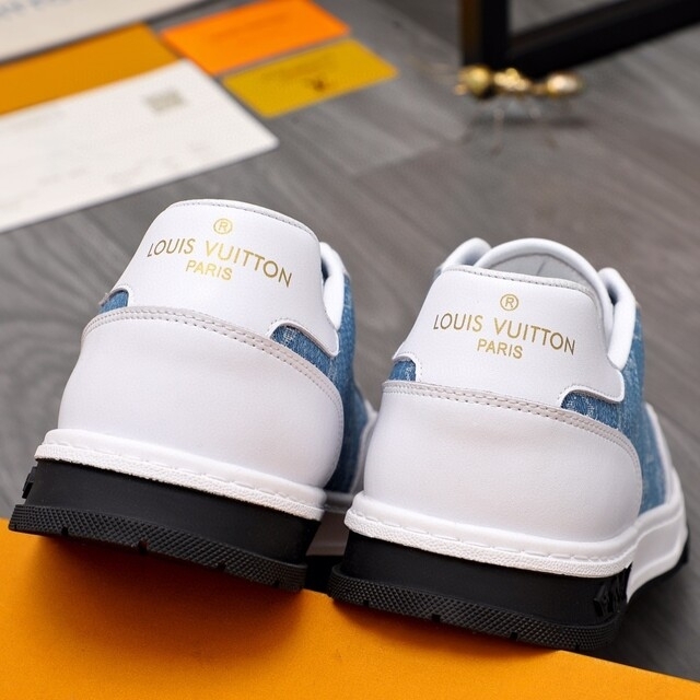 LOUIS VUITTON 大注目 メンズ スニーカー ♥️♥️ 【30%OFF