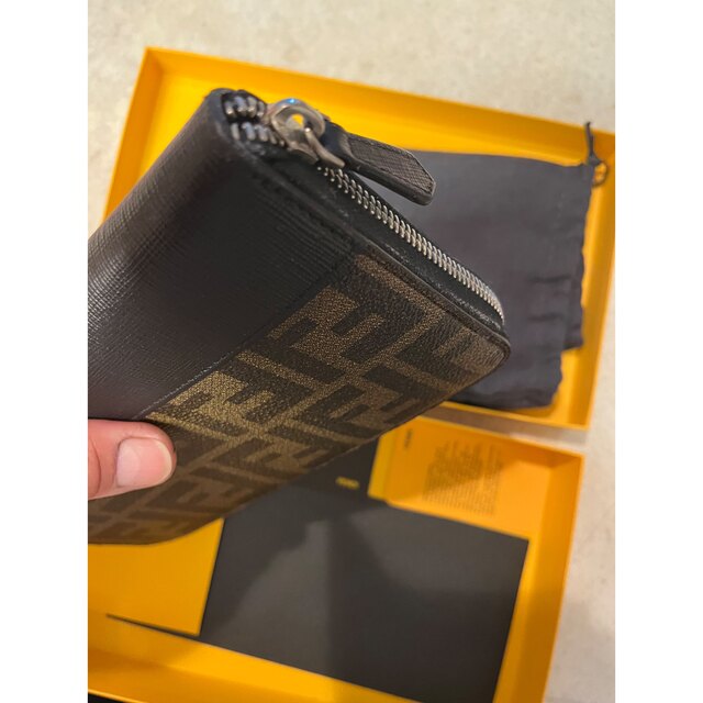 FENDI(フェンディ)のフェンディ　ズッカ柄　オーガナイザー　ラウンドジップ　長財布 メンズのファッション小物(長財布)の商品写真