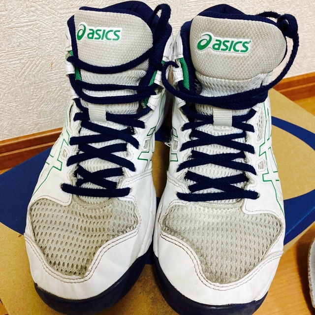 asics(アシックス)のasics ダンクショット　23cm スポーツ/アウトドアのスポーツ/アウトドア その他(バスケットボール)の商品写真