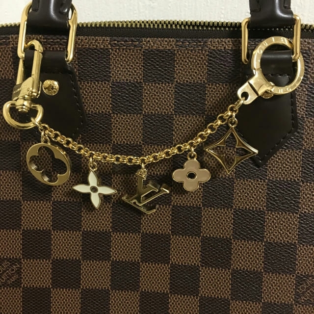 LOUIS VUITTON(ルイヴィトン)のルイヴィトンのチャーム ハンドメイドのファッション小物(バッグチャーム)の商品写真