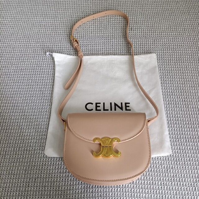 限定価格☀️セリーヌ ショルダーバッグ 注目の福袋! 3750円引き www