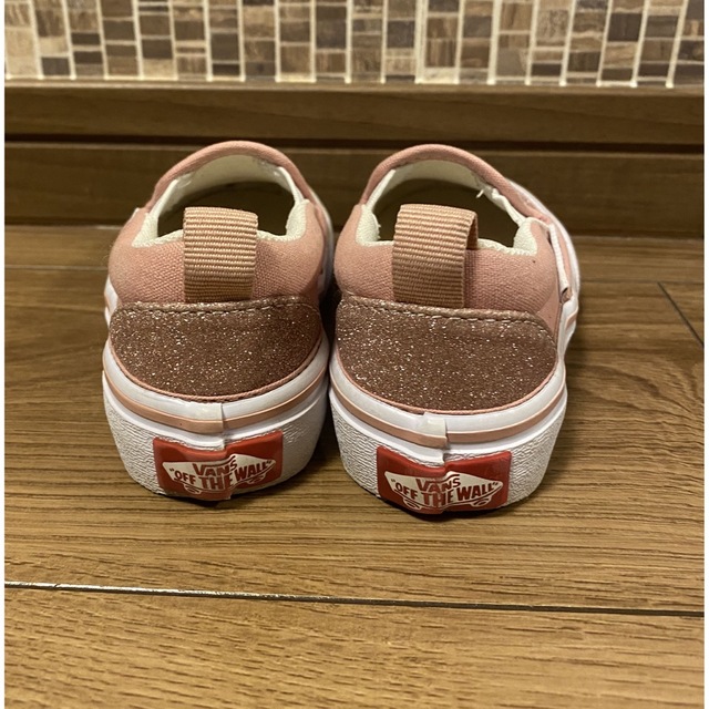 VANS(ヴァンズ)のVANS ラメ スニーカー キッズ/ベビー/マタニティのベビー靴/シューズ(~14cm)(スニーカー)の商品写真