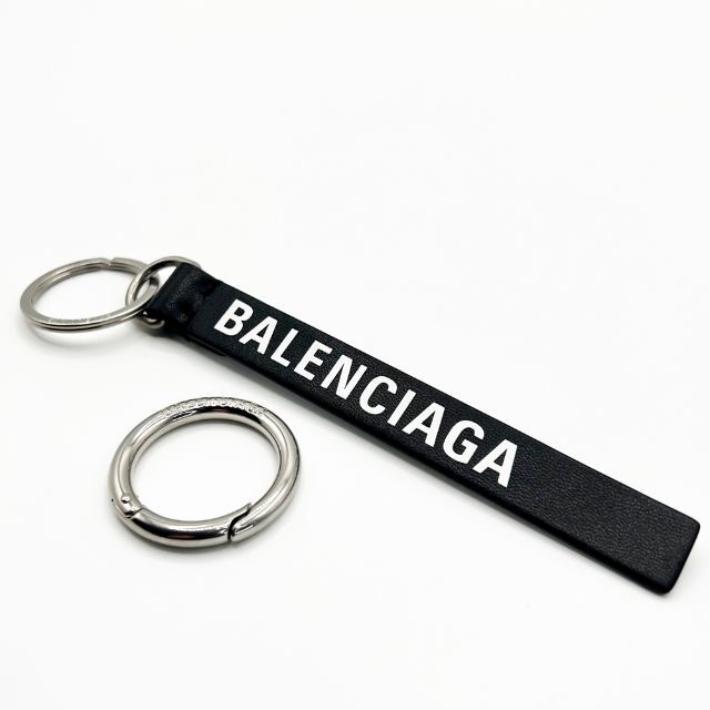 Balenciaga(バレンシアガ)の【極美品】バレンシアガ Balenciaga キーリング キーホルダー 新品同様 レディースのファッション小物(キーホルダー)の商品写真