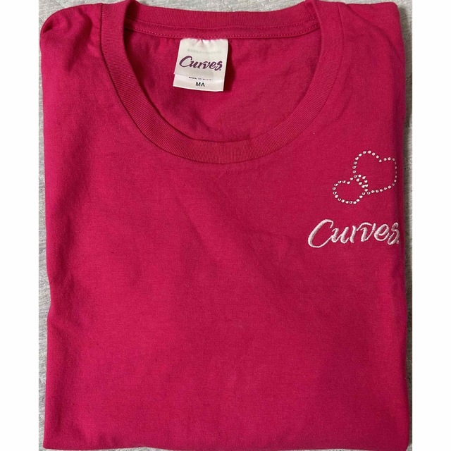 カーブスTシャツ（濃・ピンク） レディースのトップス(Tシャツ(半袖/袖なし))の商品写真