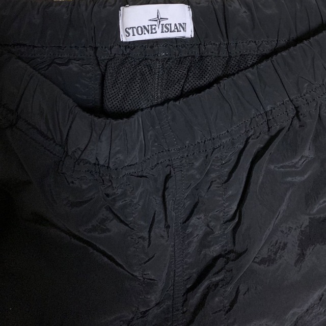 STONE ISLAND(ストーンアイランド)のstone island ナイロンメタル パンツ Sサイズ メンズのパンツ(その他)の商品写真