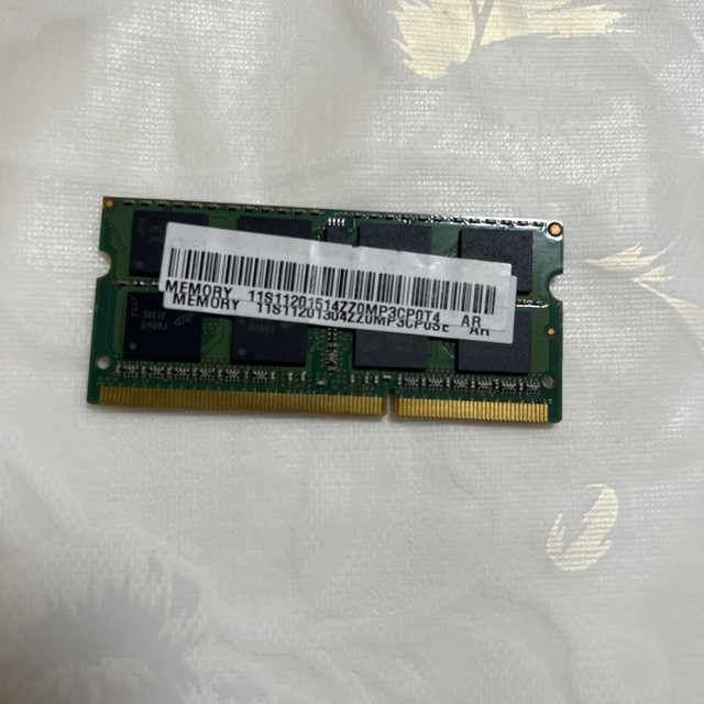 ノートPC用メモリ PC3L-12800S 8GB 動作確認済み スマホ/家電/カメラのPC/タブレット(PCパーツ)の商品写真