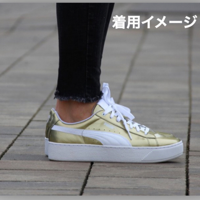 PUMA(プーマ)の未使用　タグ付き　PUMA プーマ　スニーカー　厚底　プラットフォーム　ゴールド レディースの靴/シューズ(スニーカー)の商品写真