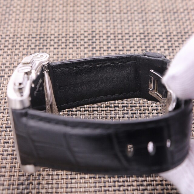 正規品【新品電池】GUCCI 8600M/クロノグラフ 動作品 chrono