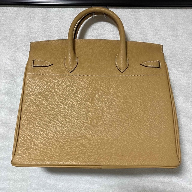 最大74%OFFクーポン YURIE NITANI レディース ハンドバッグ トートバッグ YURIE NITANI ユリエニタニ ハンドバッグ 鍵付き キャメル
