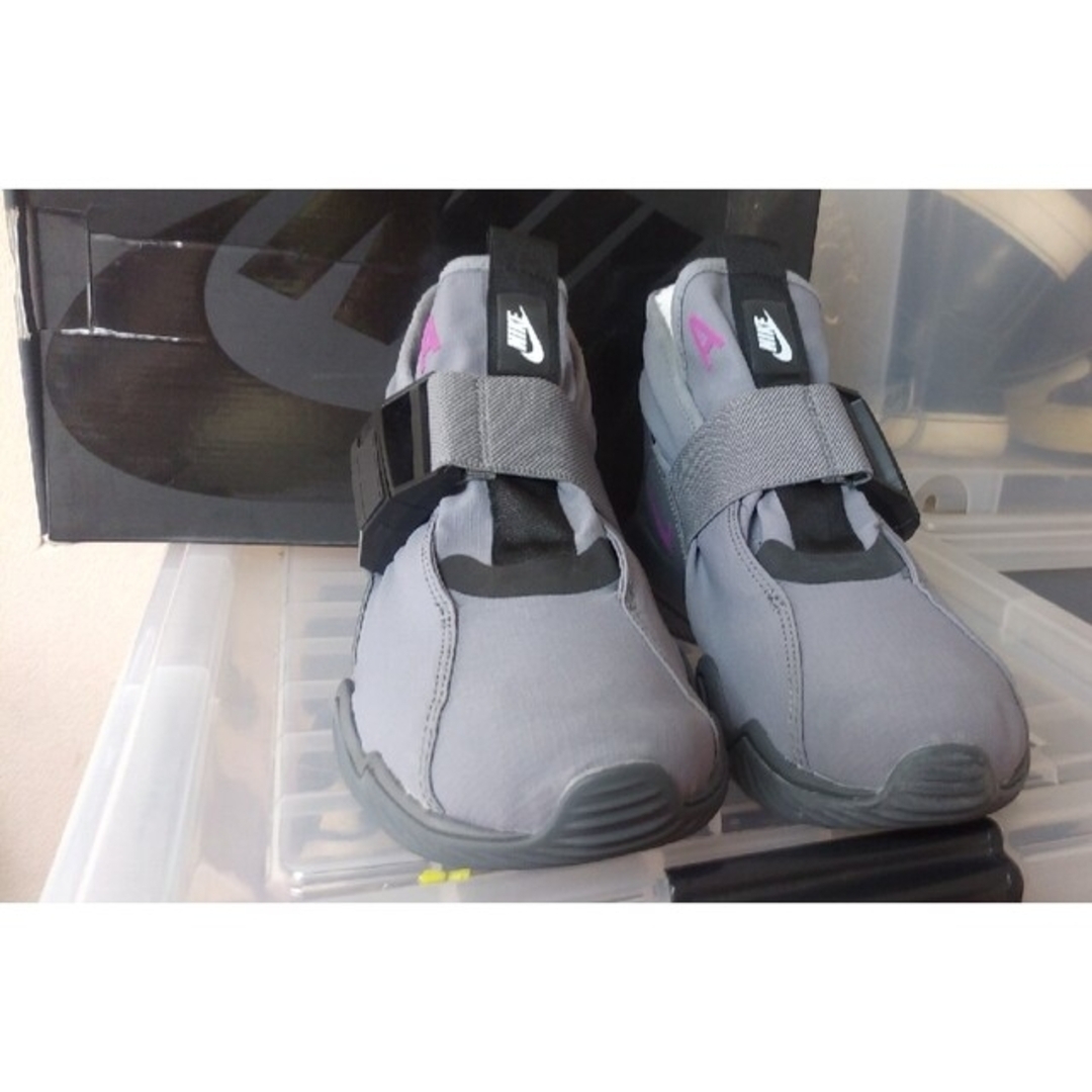 送料込 美品 元箱 付 NIKE ACG 07 KMTR 26cm US8 灰