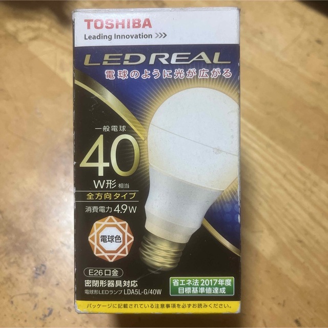東芝 LDA5L-G/40W [電球色] インテリア/住まい/日用品のライト/照明/LED(蛍光灯/電球)の商品写真