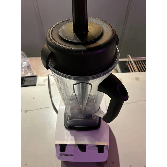 Vitamix バイタミックス VM0111 ミキサー おトク情報がいっぱい！ 49.0