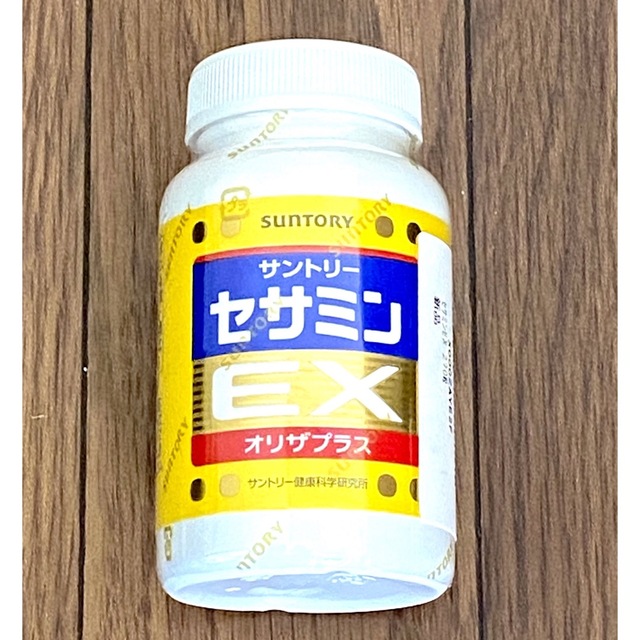 サントリー(サントリー)の【新品未使用】サントリーウエルネス セサミンEX　大容量　２７０粒 食品/飲料/酒の健康食品(ビタミン)の商品写真