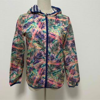 ロキシー(Roxy)のROXY ナイロンパーカー　ボタニカル　ロキシー　メッシュ　フード付き　ピンク(ナイロンジャケット)