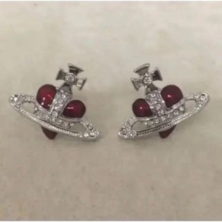 ヴィヴィアン(Vivienne Westwood) ピアス(レッド/赤色系)の通販 83点