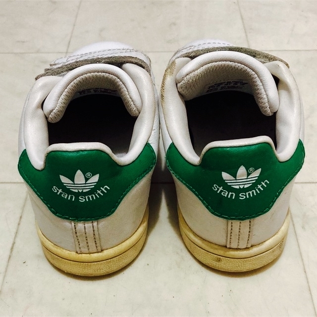 adidas(アディダス)のお値下げ！スタンスミス　16㎝ キッズ/ベビー/マタニティのキッズ靴/シューズ(15cm~)(スニーカー)の商品写真