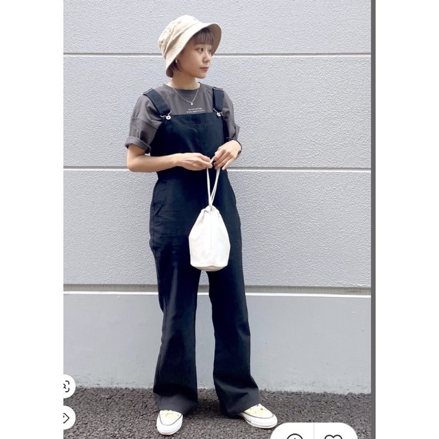 PAGEBOY(ページボーイ)のPAGEBOY フレアオーバーオール  サロペット  ワンピース パンツ レディースのパンツ(サロペット/オーバーオール)の商品写真