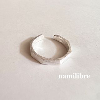スタイリッシュシンプル 新品 9 マルジェラ 22ss ブランドロゴリング