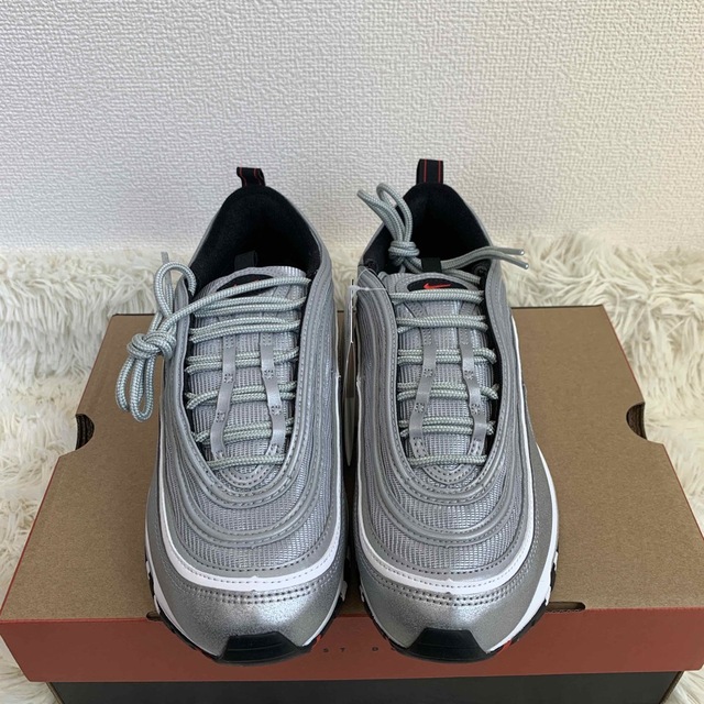 NIKE(ナイキ)の新品　NIKE ナイキエアマックス97 og シルバーバレット　25.5cm メンズの靴/シューズ(スニーカー)の商品写真