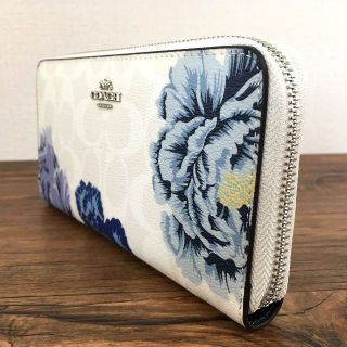 COACH - 未使用品 COACH ジップウォレット ホワイト 花柄 450の通販 by