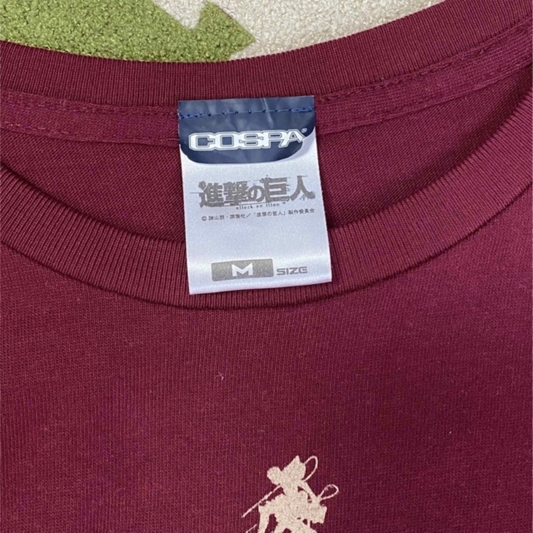 COSPA(コスパ)の進撃の巨人Tシャツ（M） エンタメ/ホビーのアニメグッズ(その他)の商品写真