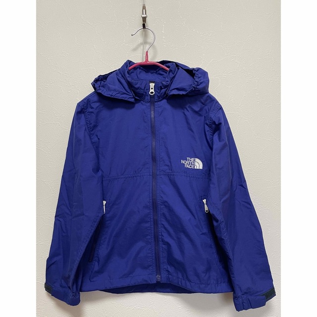 THE NORTH FACE(ザノースフェイス)の極美品 North face ノースフェイス　ウインドブレーカー　130cm キッズ/ベビー/マタニティのキッズ服男の子用(90cm~)(ジャケット/上着)の商品写真