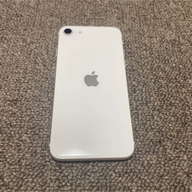 iPhone SE第三世代64GB iPhone SE第三世代64GB
