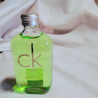 カルバンクライン(Calvin Klein)の【香水】 ck one カルバンクライン electronic  オードトワレ(香水(男性用))