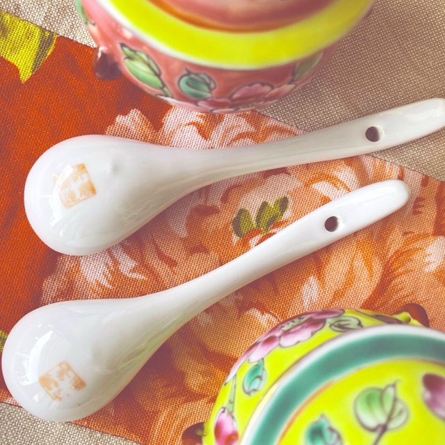 プラナカン食器　ミニポット&スプーンセット ⭐︎リプロダクション品⭐︎ インテリア/住まい/日用品のキッチン/食器(食器)の商品写真