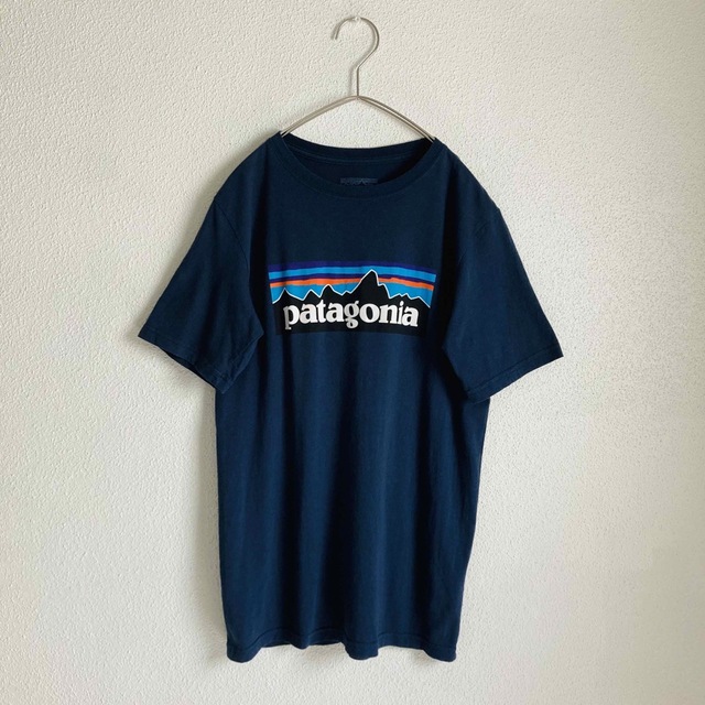 patagonia(パタゴニア)のPatagonia ロゴ Tシャツ XL レディースのトップス(Tシャツ(半袖/袖なし))の商品写真