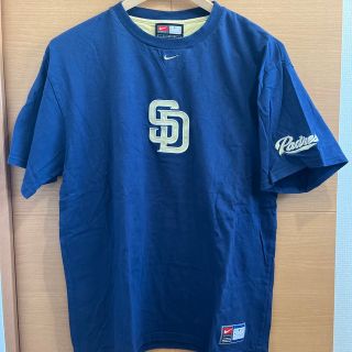 ナイキ(NIKE)の古着　サンディエゴ　パドレス　Ｔシャツ　MLBオフィシャル(Tシャツ/カットソー(半袖/袖なし))