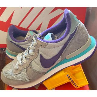 ナイキ(NIKE)の美品　NIKE INTERNATIONALIST MID 23cm(スニーカー)