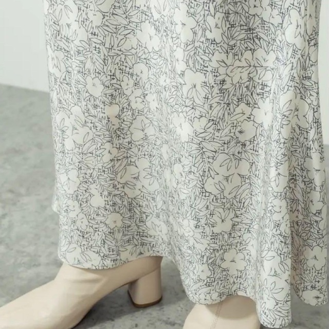 mystic(ミスティック)のmystic 花柄マーメイドスカート レディースのスカート(ロングスカート)の商品写真