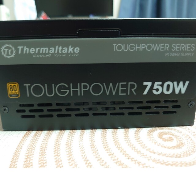 Thermaltake Toughpower 750w GOLD認証